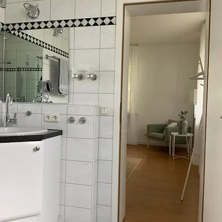 Idyllische Stadtwohnung Im Gruenen *